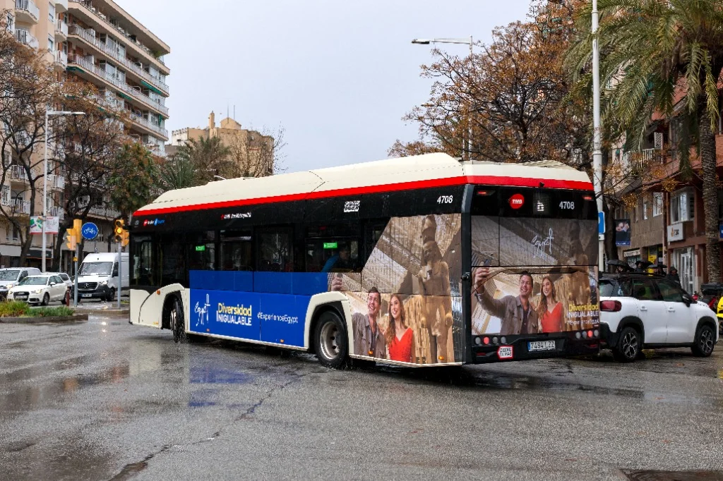 Autobús Barcelona Integral TMB 4708