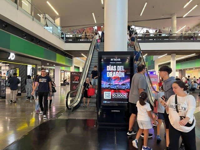 Publicitat a Màgic Badalona